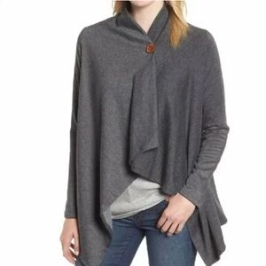 Bobeau Gray Shrug Sweater with Relaxed Fit